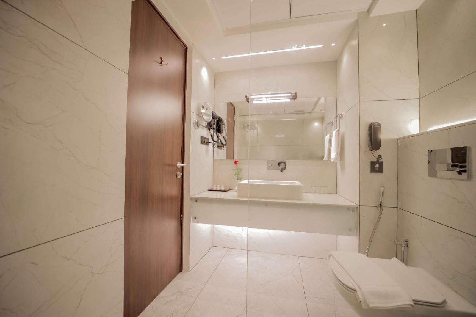 Hotel Cordial Sopanam Thiruvananthapuram Zewnętrze zdjęcie